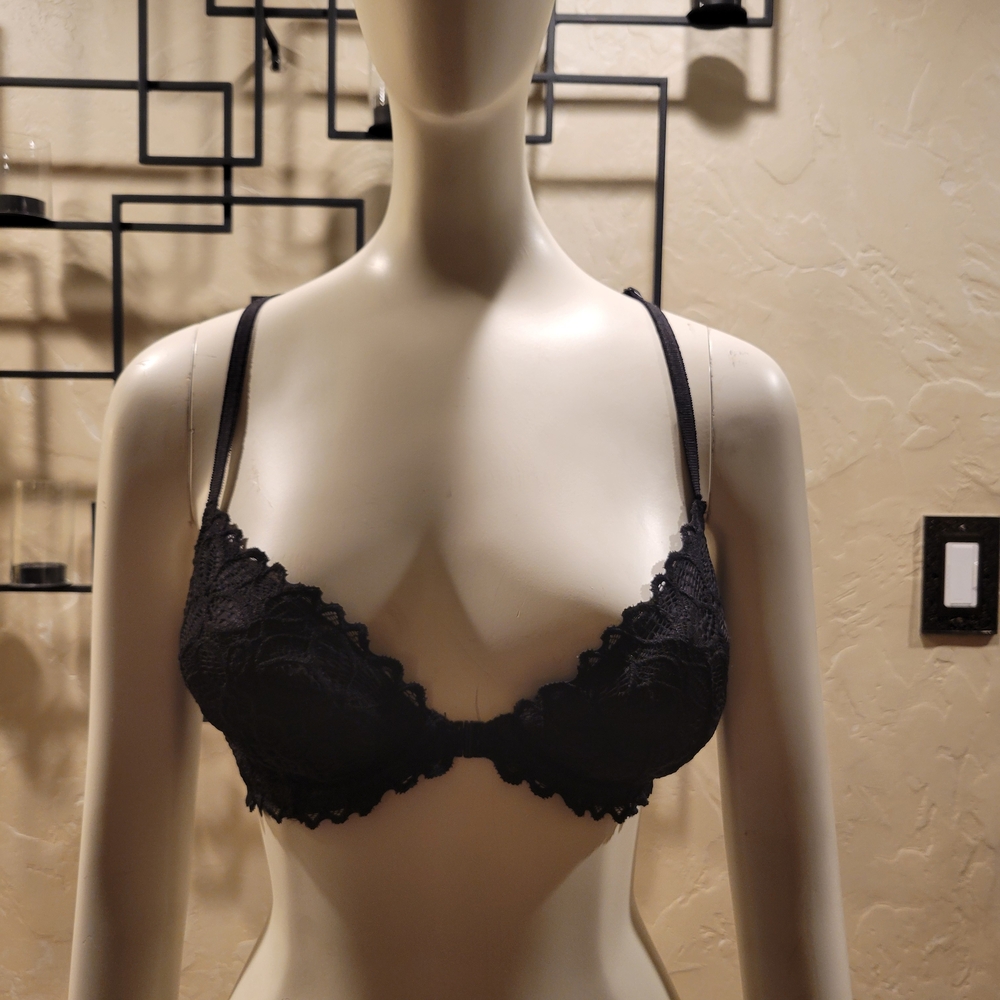 PINK Victoria's Secret Front Closure Black Lace Bra